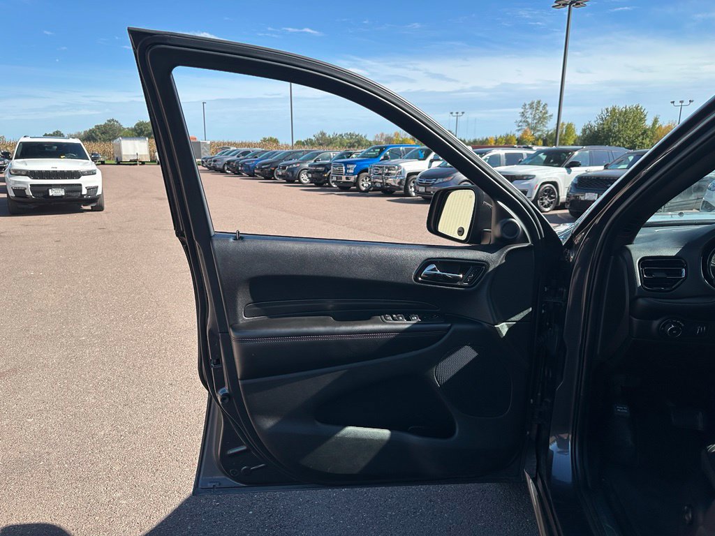 Used 2023 Dodge Durango R/T AWD/4WD image 11