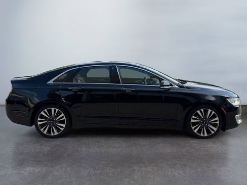Used 2018 Lincoln MKZ Select w/ Technology Package FWD image 4
