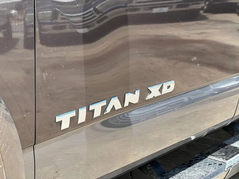Used 2018 Nissan Titan Platinum Reserve w/ Platinum Utility Package AWD/4WD image 7