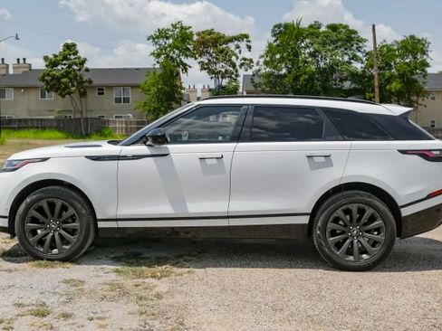 Used 2018 Land Rover Range Rover Velar R-Dynamic SE image 12