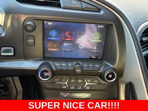 Used 2019 Chevrolet Corvette Stingray Coupe w/ 1LT RWD image 19