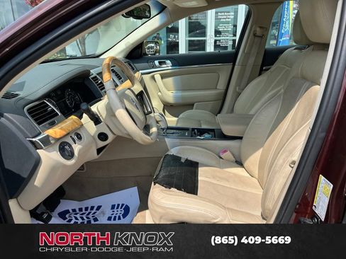 Used 2009 Lincoln MKS FWD image 3
