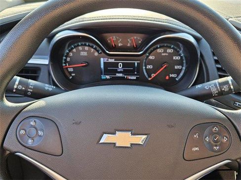 Used 2018 Chevrolet Impala LS image 21