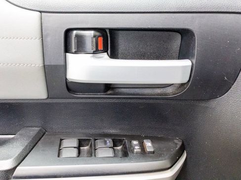 Used 2019 Toyota Tundra Limited image 11