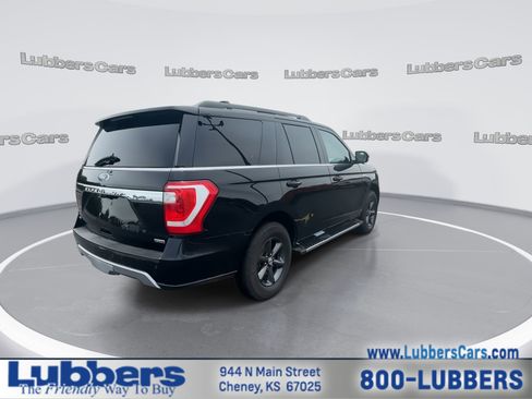 Used 2018 Ford Expedition XLT w/ Equipment Group 202A AWD/4WD image 8