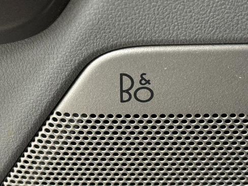 Used 2025 Ford F250 XLT w/ Black Appearance Package image 27