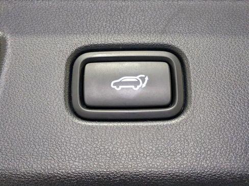 Used 2025 Hyundai Tucson SEL FWD image 28