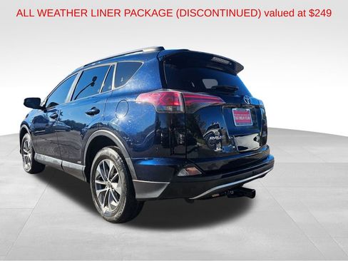 Used 2018 Toyota RAV4 XLE AWD/4WD image 7