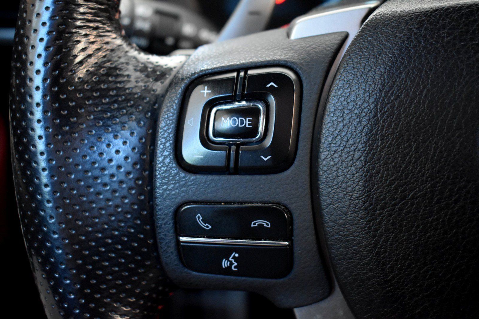 Used 2016 Lexus RC 300 AWD image 10