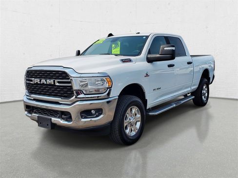 Used 2024 RAM 2500 Big Horn w/ Off Road Package image 4