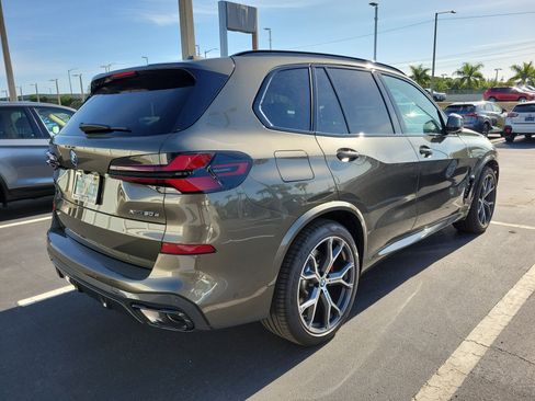 Used 2026 BMW X5 xDrive50e w/ M Sport Package AWD/4WD image 3