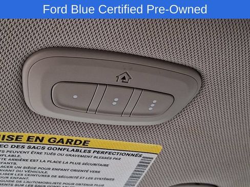 Used 2023 Chrysler Pacifica Limited FWD image 28