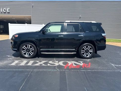Used 2019 Toyota 4Runner Limited RWD image 2