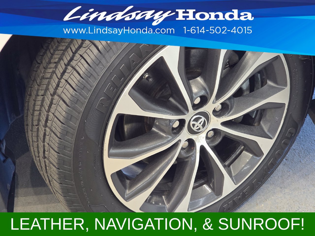 Used 2018 Toyota Avalon XLE Premium FWD image 25