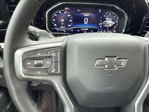 Used 2025 Chevrolet Silverado 1500 LT Trail Boss w/ Convenience Package II image 15