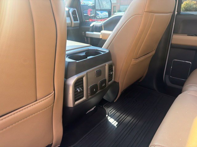 Used 2022 Ford F250 Lariat w/ Lariat Ultimate Package AWD/4WD image 14