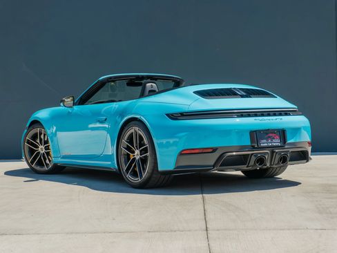 Used 2025 Porsche 911 Carrera 4 GTS AWD/4WD image 10