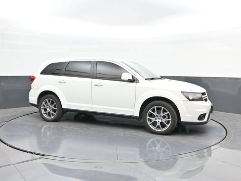 Used 2019 Dodge Journey GT AWD/4WD image 16