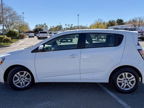Used 2020 Chevrolet Sonic LT image 6
