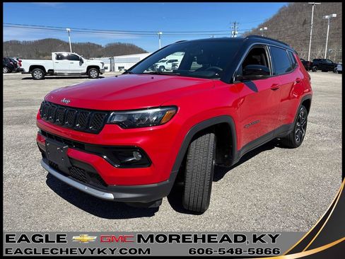Used 2024 Jeep Compass Limited AWD/4WD image 1