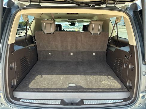 Used 2017 GMC Yukon XL Denali w/ Open Road Package AWD/4WD image 5