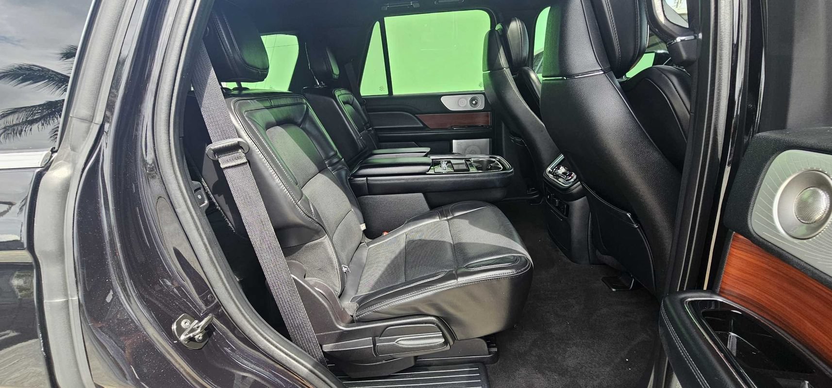 Used 2019 Lincoln Navigator Reserve AWD/4WD image 30