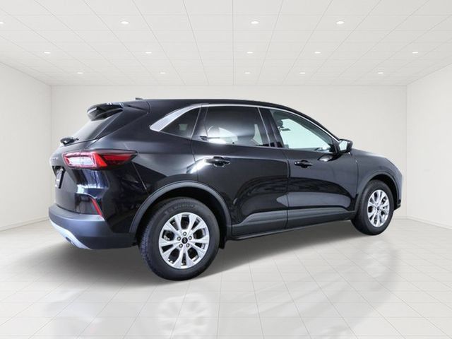 Used 2024 Ford Escape Active FWD image 6