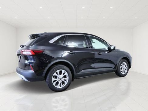 Used 2024 Ford Escape Active FWD image 6
