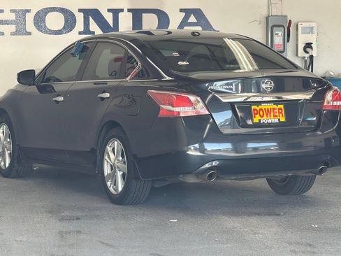 Used 2013 Nissan Altima 2.5 SL FWD image 5