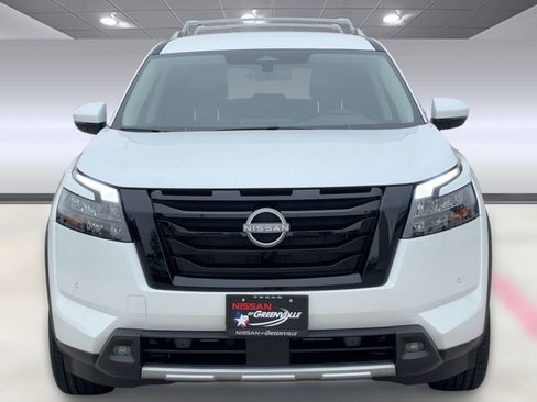 New 2025 Nissan Pathfinder SL w/ Black Appearance Package image 6