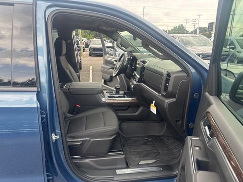 Certified 2025 GMC Sierra 1500 Elevation w/ LPO, GMC Protection Package RWD image 15