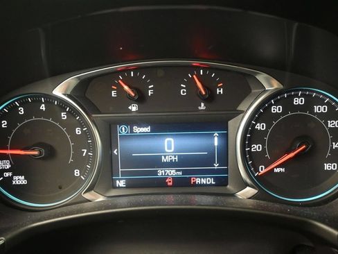 Used 2023 Chevrolet Equinox RS FWD image 13
