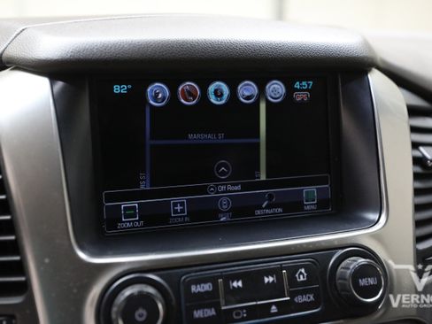 Used 2019 Chevrolet Suburban LT AWD/4WD image 32