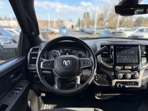 Used 2024 RAM 3500 Tradesman w/ Chrome Appearance Group image 24