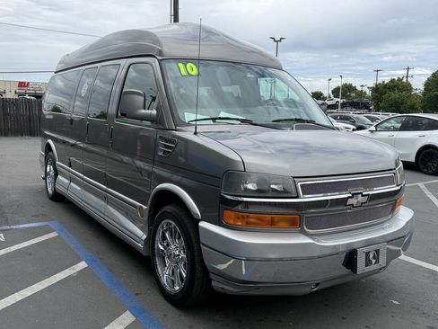 Used 2010 Chevrolet Express 2500 Extended w/ Preferred Equipment Group image 1