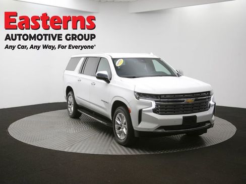 Used 2023 Chevrolet Suburban Premier image 53