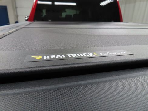 Used 2025 Chevrolet Silverado 1500 RST w/ Z71 Off-Road Package image 32