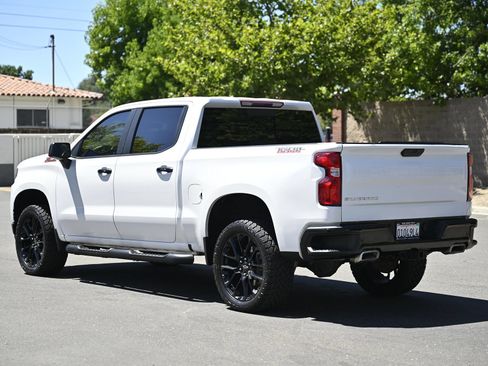 Used 2019 Chevrolet Silverado 1500 LT Trail Boss AWD/4WD image 7