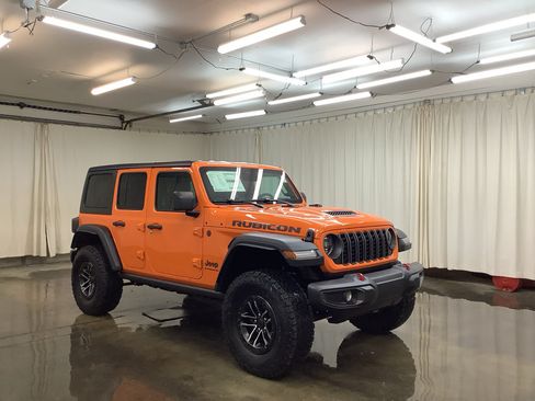 New 2026 Jeep Wrangler Unlimited Rubicon w/ Xtreme 35 Tire Package AWD/4WD image 3