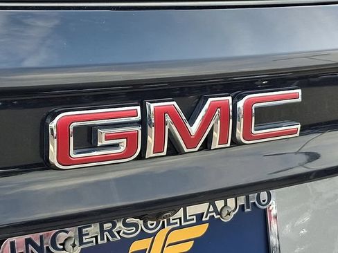 Used 2025 GMC Acadia Elevation AWD/4WD image 32