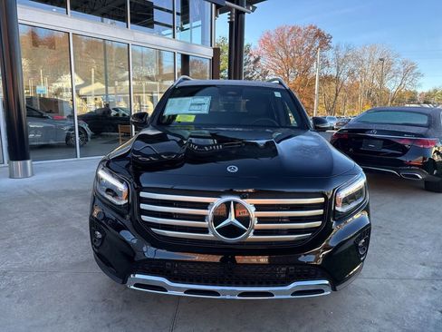 New 2026 Mercedes-Benz GLB 250 4MATIC image 3