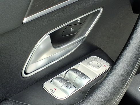 Used 2024 Mercedes-Benz GLE 350 4MATIC image 16
