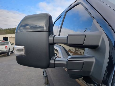 Used 2024 Ford F250 Lariat w/ Lariat Ultimate Package image 12