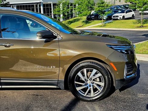 Used 2023 Chevrolet Equinox Premier FWD image 5