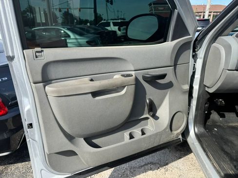 Used 2012 Chevrolet Silverado 1500 W/T AWD/4WD image 11