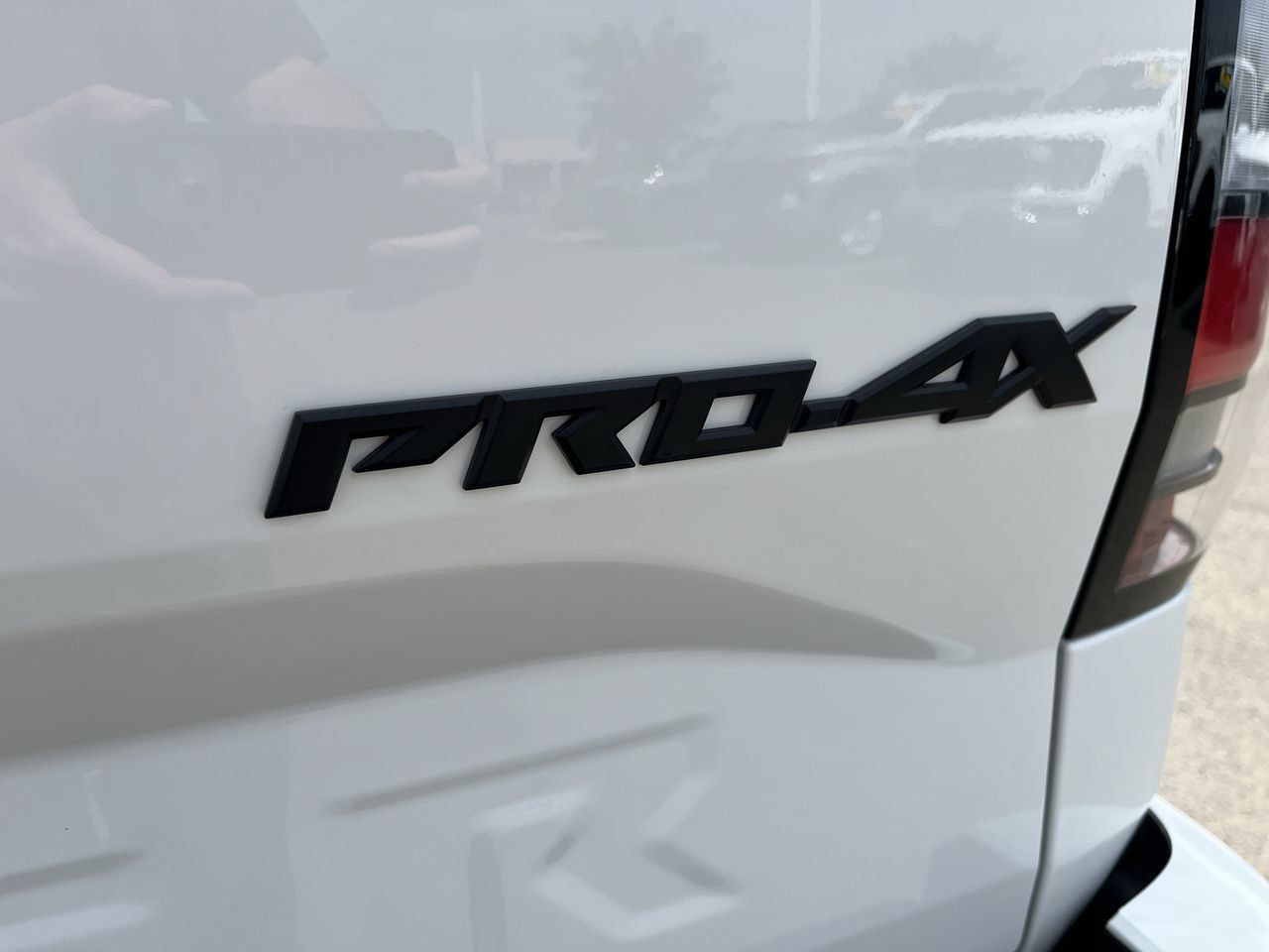 Used 2024 Nissan Frontier PRO-4X w/ Pro Premium Package AWD/4WD image 30