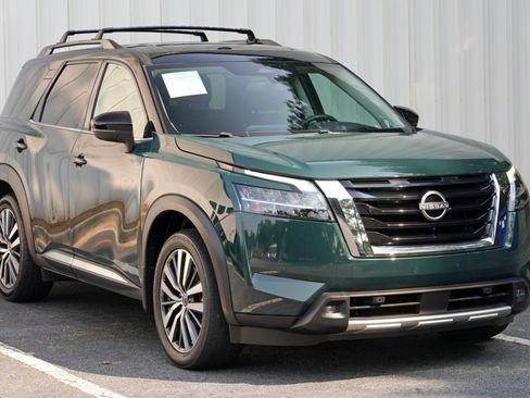 Used 2022 Nissan Pathfinder Platinum w/ Cargo Package FWD image 53