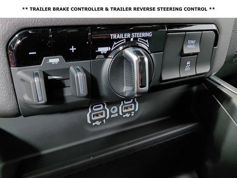 Used 2022 RAM 1500 Big Horn w/ Trailer Tow Group AWD/4WD image 8
