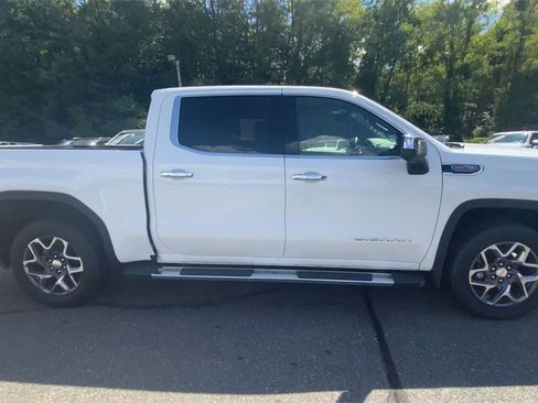 New 2025 GMC Sierra 1500 SLT w/ SLT Premium Plus Package image 10