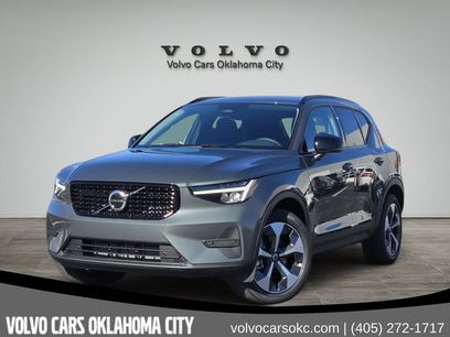 Used 2026 Volvo XC40 B4 Core w/ Protection Package Premier